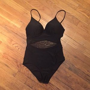 Forever 21 Blk Mesh Paneled 1 Piece Swimsuit M